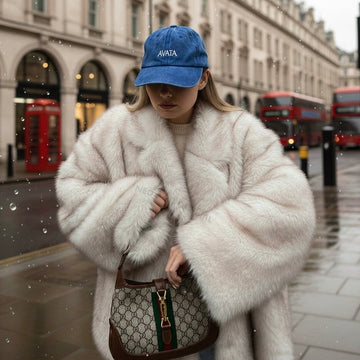 Winter Luxury Feel – Premium Plush Sweater